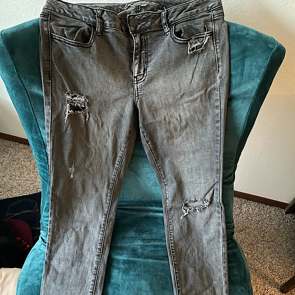 American eagle high rise distressed jegging